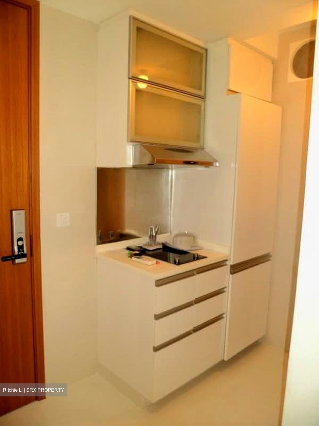 RV Suites (D10), Apartment #586098341